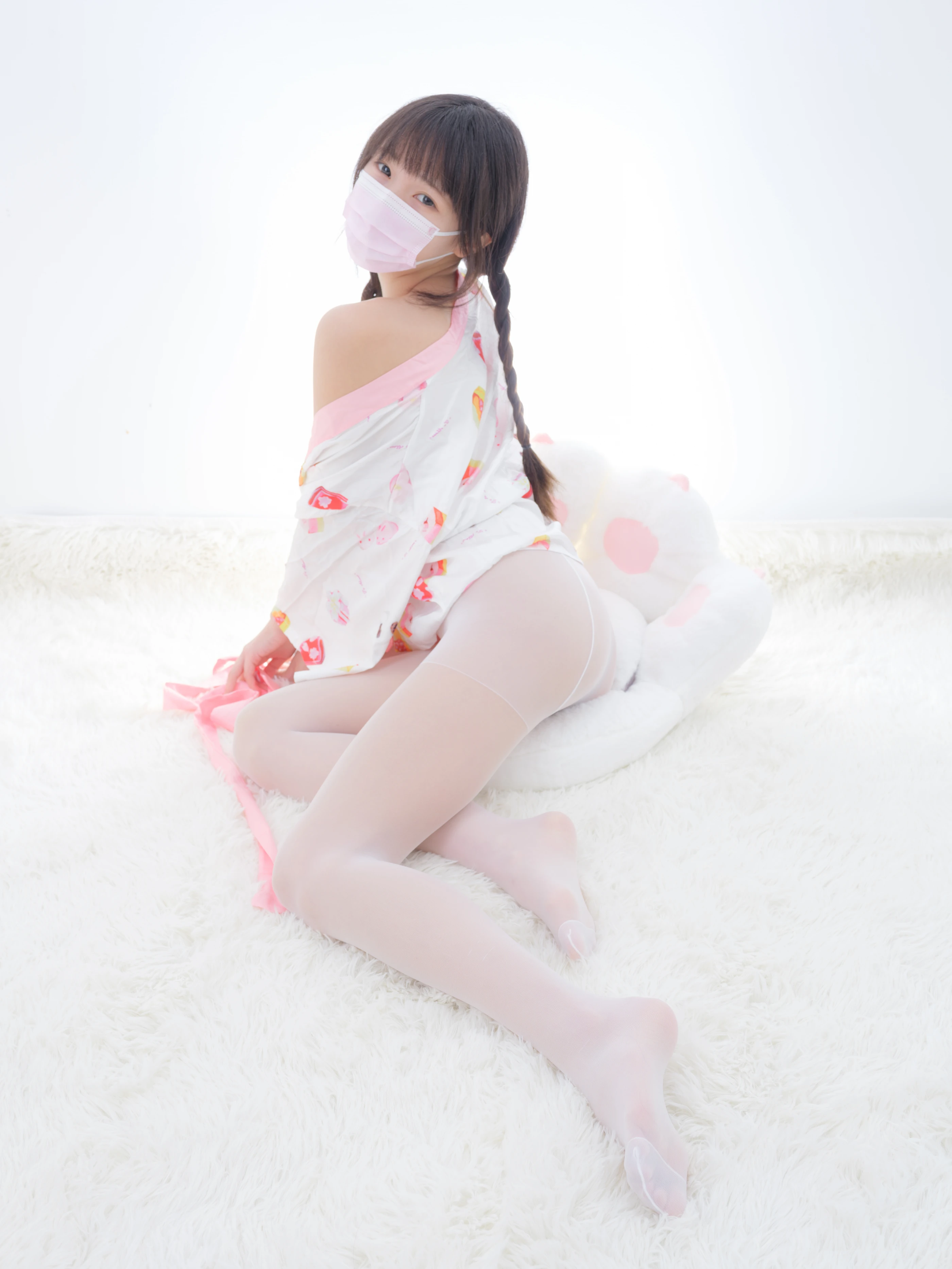 森萝财团 内部VIP系列 春雪-03E4K [112P 2V]插图